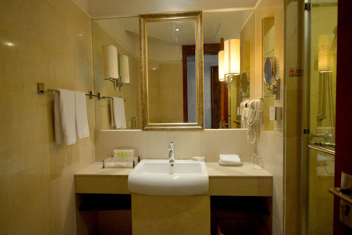 Imagen de la habitación del Hotel Vanguard. Foto 9