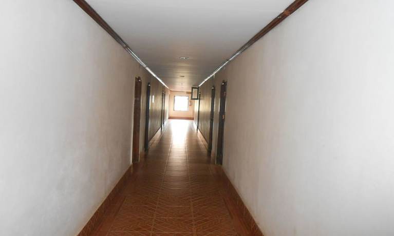 Imagen de los interiores del Hotel Vanhmaly. Foto 16