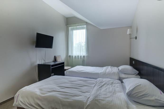 Imagen de la habitación del Hotel Vanil. Foto 8