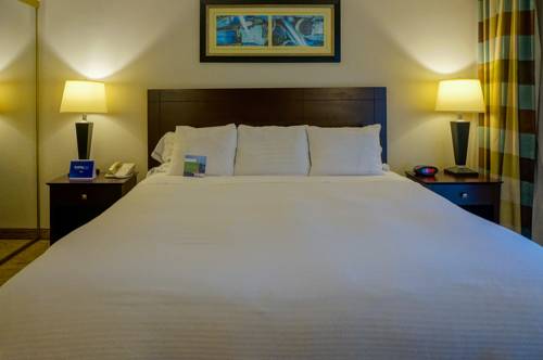 Imagen de la habitación del Hotel Vanllee and Suites. Foto 3