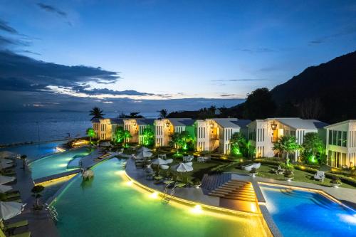 Imagen general del Hotel Vannee Golden Sands Beachfront Resort, Ban Haad Rin. Foto 3