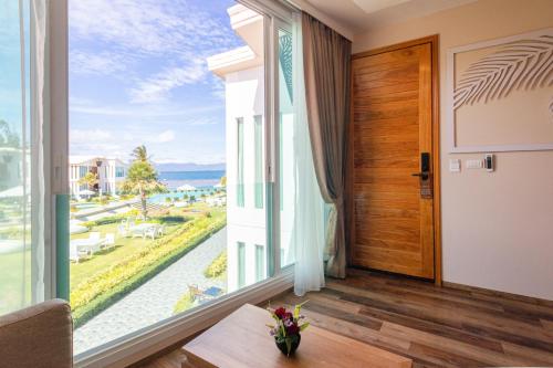 Imagen de la habitación del Hotel Vannee Golden Sands Beachfront Resort, Ban Haad Rin. Foto 16