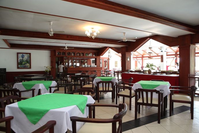 Imagen del bar/restaurante del Hotel Vansana Vang Vieng, Vienti&aacute;n. Foto 2