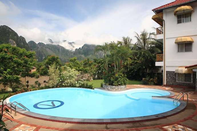 Imagen de la piscina del Hotel Vansana Vang Vieng, Vienti&aacute;n. Foto 19