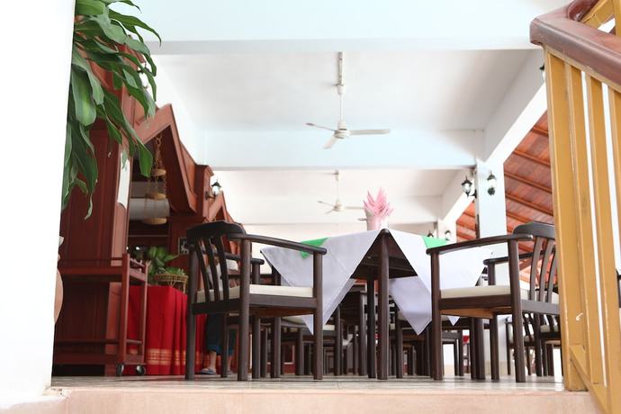 Imagen del bar/restaurante del Hotel Vansana Vang Vieng, Vienti&aacute;n. Foto 4