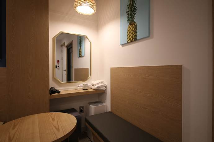 Imagen de la habitación del Hotel Vantt. Foto 7
