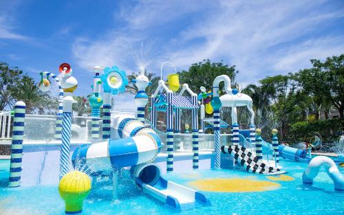 Imagen de la piscina del Hotel Vaperse Hainan Clear Water Bay. Foto 20