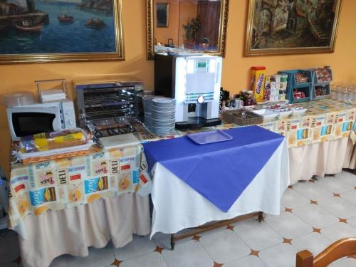 Imagen general del Hotel Vaqueros. Foto 3