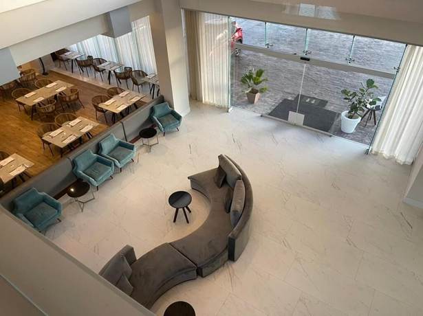 Imagen de los interiores del Hotel Varali Grand. Foto 11