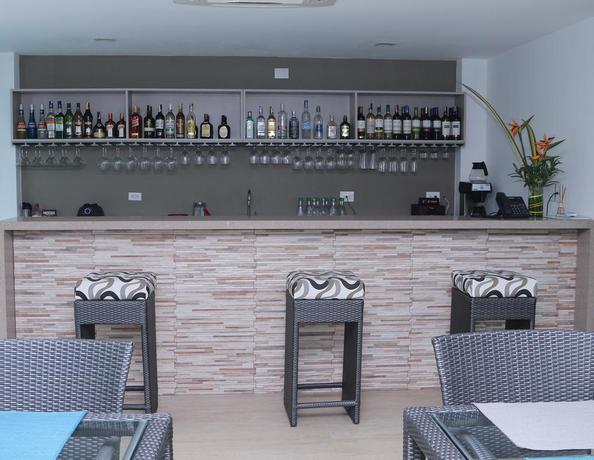 Imagen del bar/restaurante del Hotel Varanasi Boutique. Foto 4