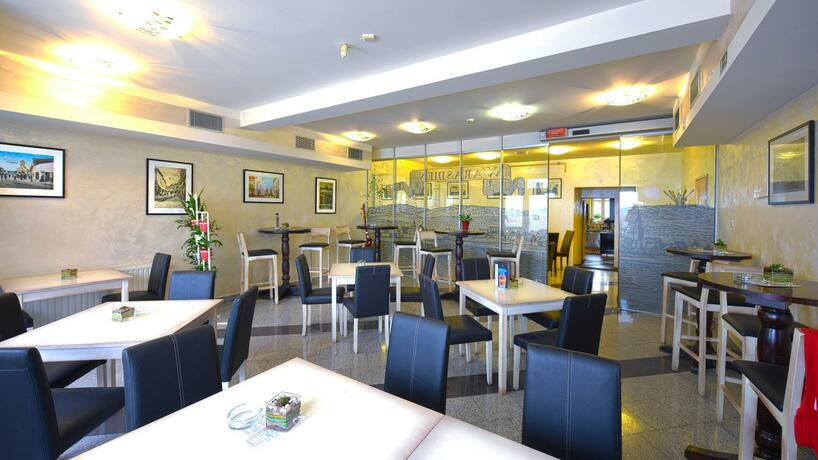 Imagen general del Hotel Varazdin. Foto 35