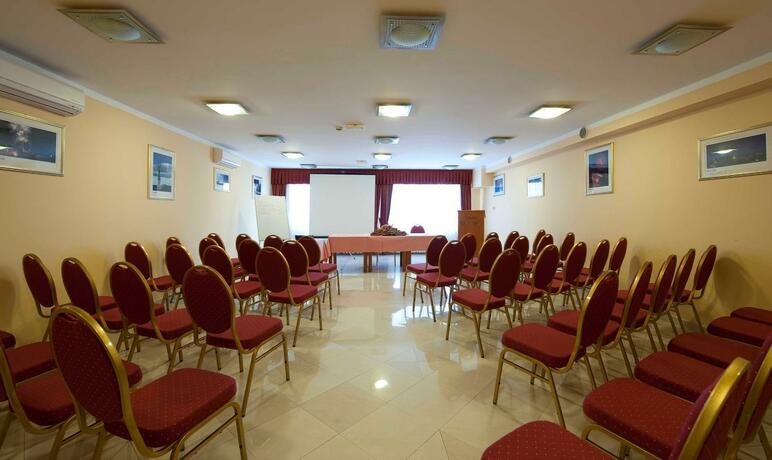 Imagen general del Hotel Varazdin. Foto 47