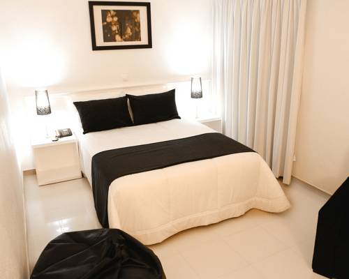 Imagen de la habitación del Hotel Varchotel. Foto 7
