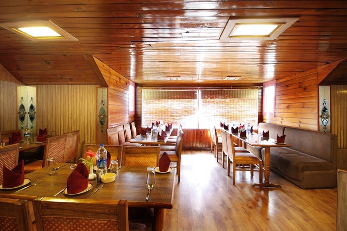 Imagen general del Hotel Vardaans - PatniTop. Foto 11