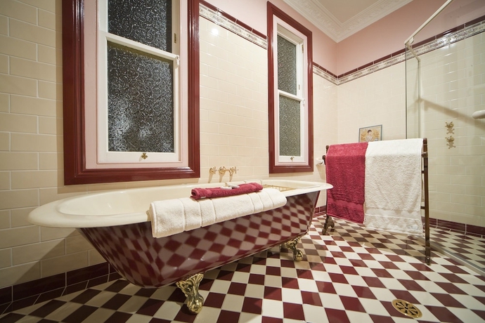 Imagen de la habitación del Hotel Varenna. Foto 14