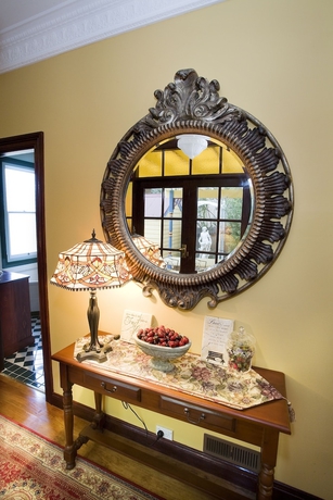 Imagen de los interiores del Hotel Varenna. Foto 18