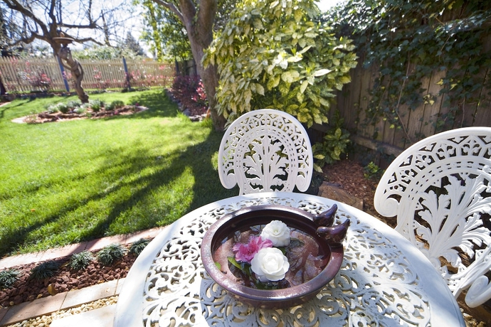 Imagen de los exteriores del Hotel Varenna. Foto 16