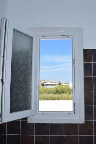 Imagen de la habitación del Hotel Vari Beach. Foto 8