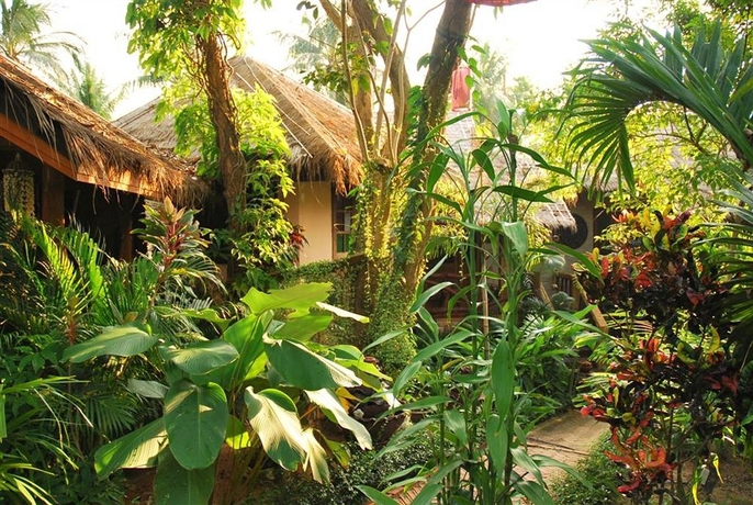 Imagen de los exteriores del Hotel Varinda Garden Resort. Foto 12