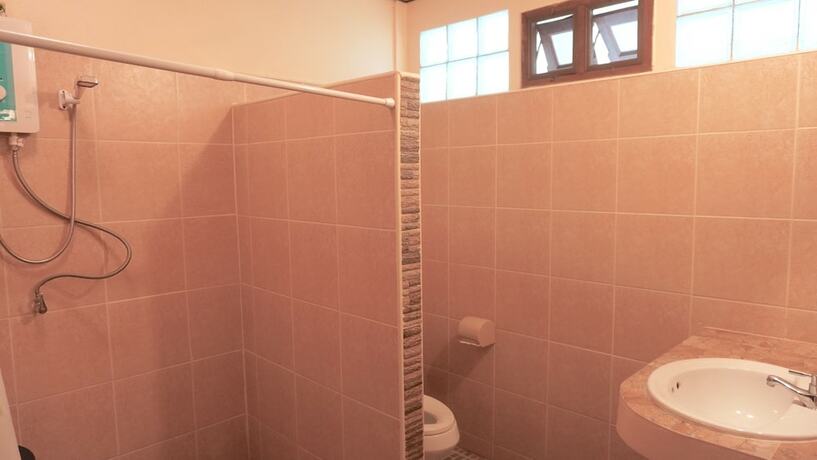 Imagen general del Hotel Varintorn Resort. Foto 2