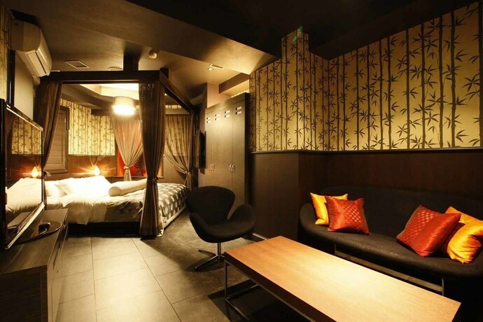 Imagen de la habitación del Hotel Varkin (adult Only). Foto 13