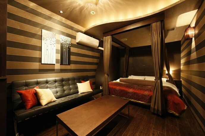 Imagen de la habitación del Hotel Varkin (adult Only). Foto 19