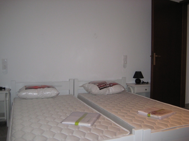 Imagen de la habitación del Hotel Varmy. Foto 7