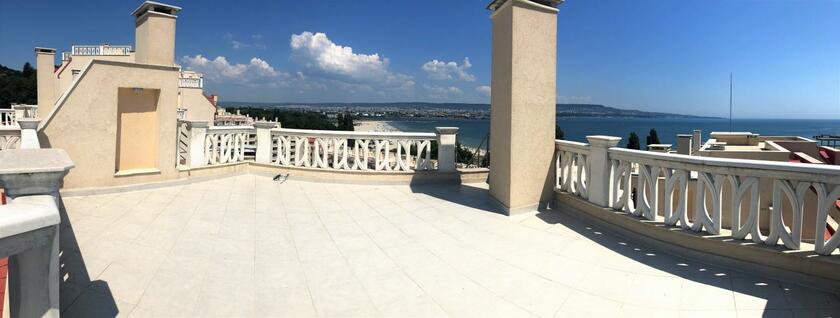 Imagen general del Hotel Varna South Bay Beach Residence. Foto 4
