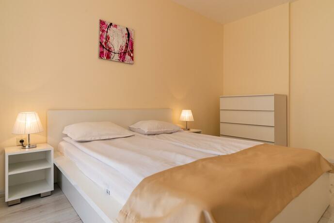 Imagen general del Hotel Varna South Bay Beach Residence. Foto 8