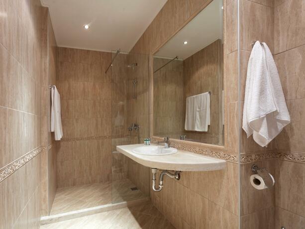 Imagen general del Hotel Varna South Bay Beach Residence. Foto 19