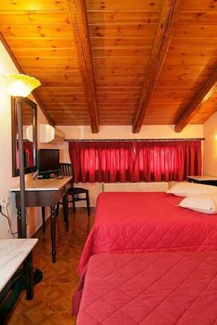Imagen general del Hotel Varonos, Municipal Unit of Delphi. Foto 8