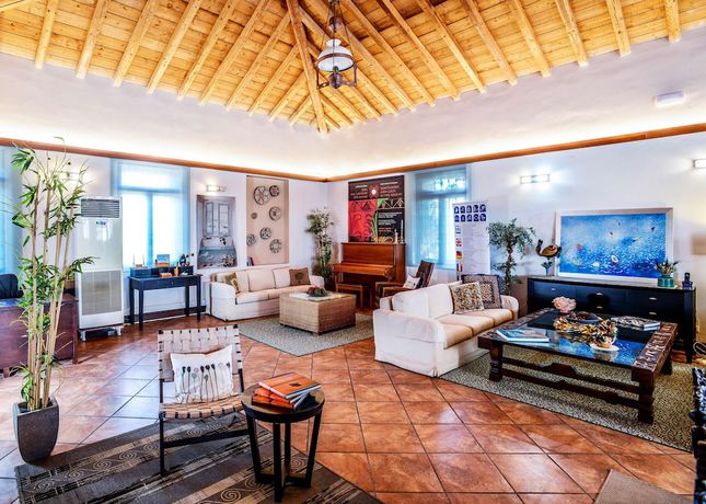Imagen de los interiores del Hotel Varos Village Boutique. Foto 15