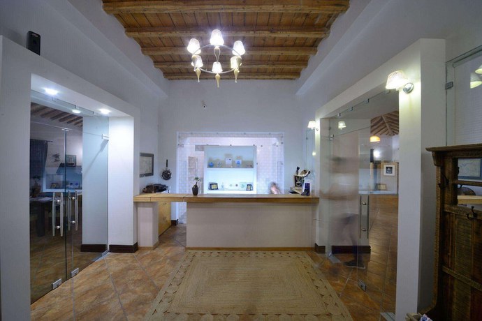 Imagen de los interiores del Hotel Varos Village Boutique. Foto 16
