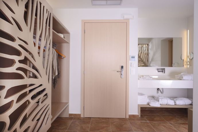 Imagen de la habitación del Hotel Varos Village Boutique. Foto 8