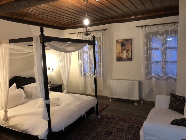 Imagen de la habitación del Hotel Varosi 4 Seasons. Foto 4