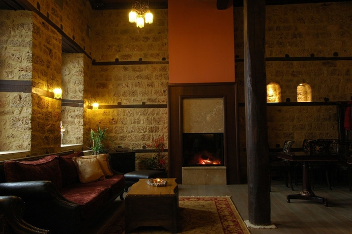 Imagen de los interiores del Hotel Varosi 4 Seasons. Foto 15