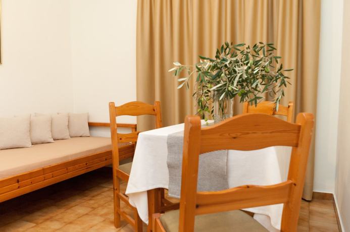 Imagen de la habitación del Hotel Varouxakis. Foto 7