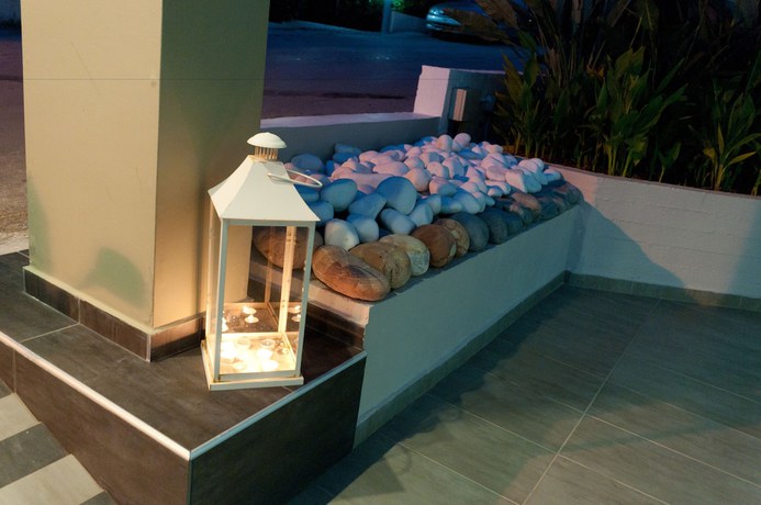 Imagen de la habitación del Hotel Varouxakis. Foto 9