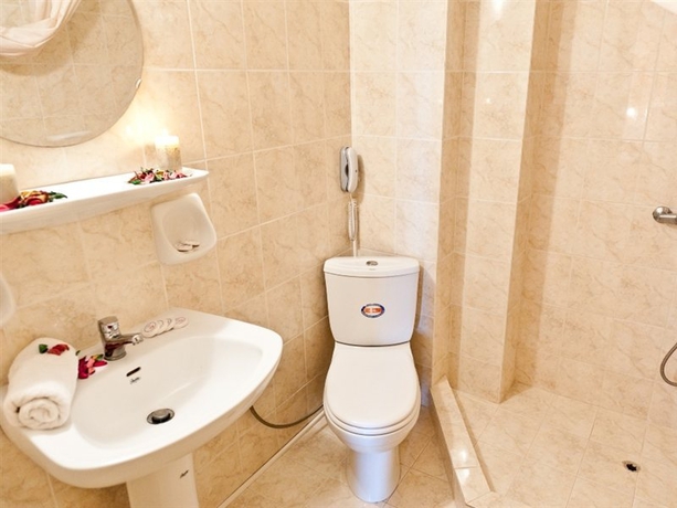 Imagen general del Hotel Varres. Foto 12