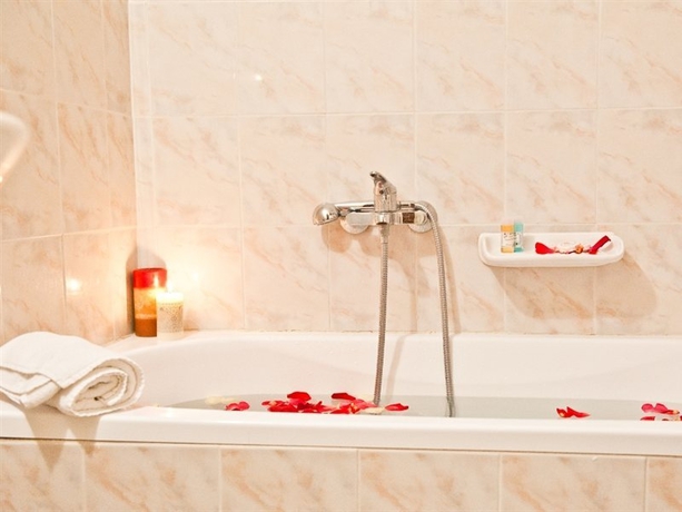 Imagen general del Hotel Varres. Foto 13