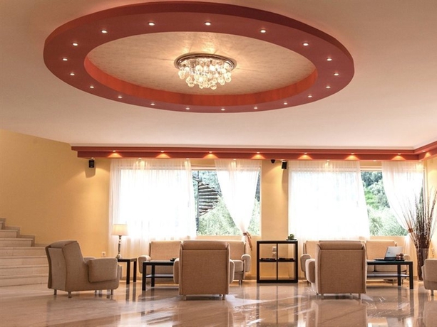 Imagen general del Hotel Varres. Foto 14