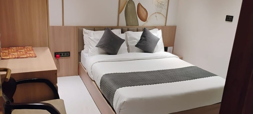 Imagen de la habitación del Hotel Varshish Inn. Foto 2