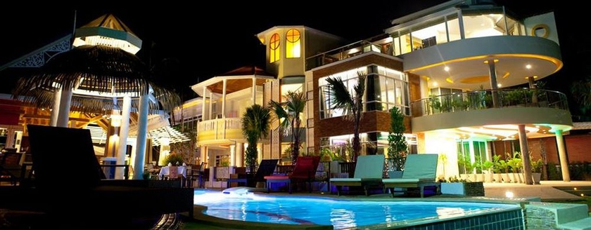 Imagen de la piscina del Hotel Vartika Resovilla Kuiburi Beach Resort and Villas. Foto 15