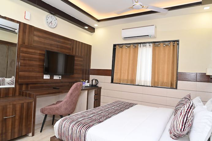 Imagen de la habitación del Hotel Vasdaa Grand. Foto 5