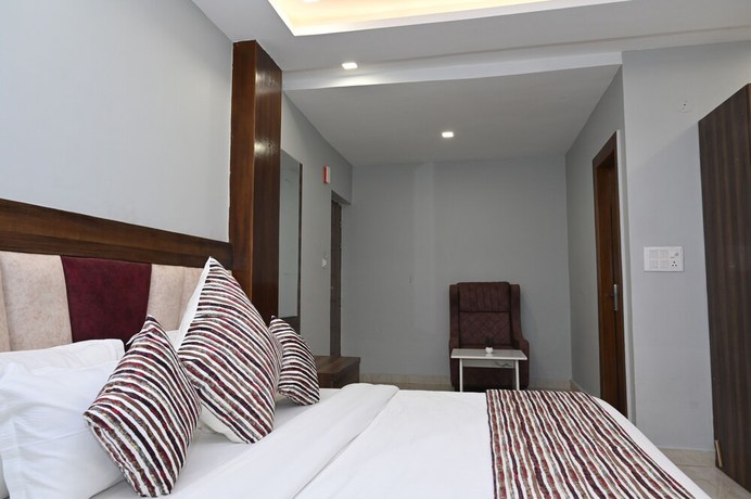 Imagen de la habitación del Hotel Vasdaa Grand. Foto 8