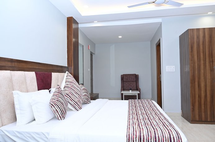 Imagen de la habitación del Hotel Vasdaa Grand. Foto 9