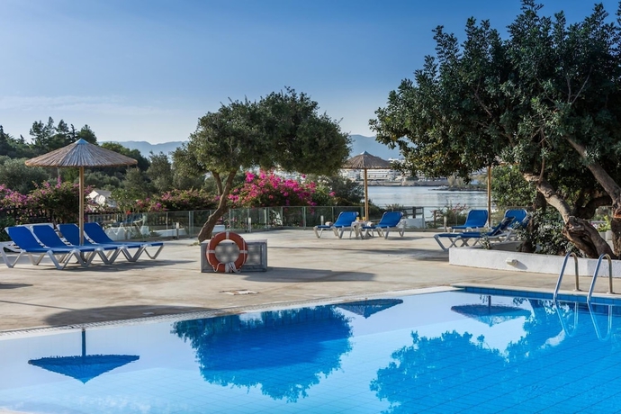 Imagen de la piscina del Hotel Vasia Ormos - Adults Only. Foto 14
