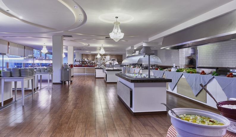 Imagen del bar/restaurante del Hotel Vasia Resort and Spa. Foto 2