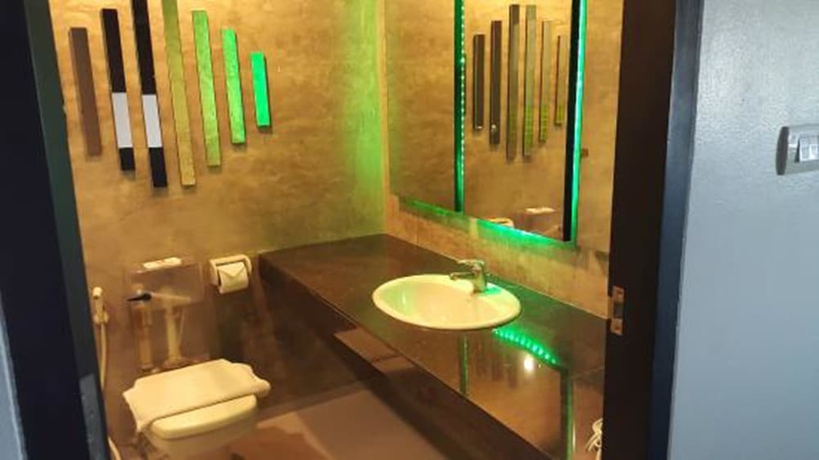 Imagen de la habitación del Hotel Vasidtee City. Foto 8