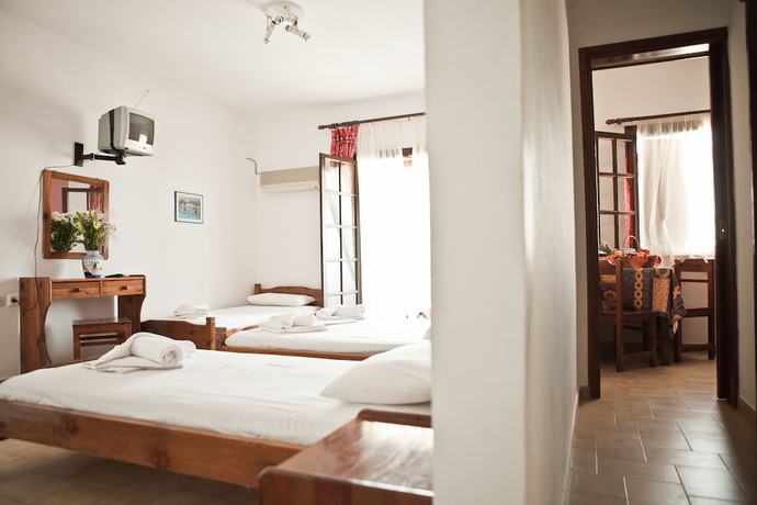 Imagen de la habitación del Hotel Vasilaras. Foto 13